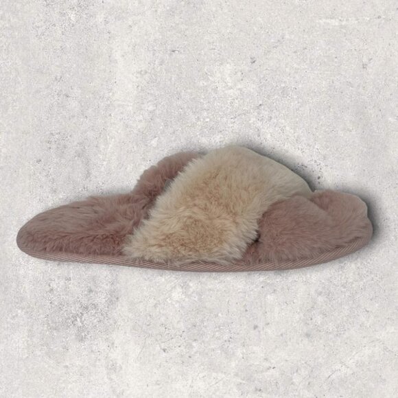 NEW Nordstrom Faux Fur Plush Slippers Pink Criss Cross Size Small Two Toned Shoe - Picture 2 of 13